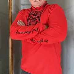 Червона фліска вишиванка